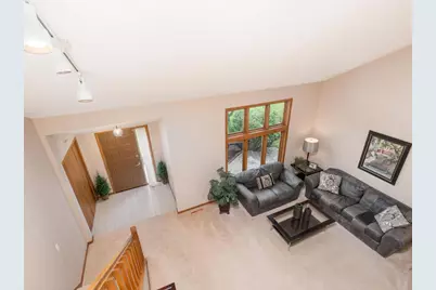 18511 Maple Leaf Drive, Eden Prairie, MN 55346 - Photo 11