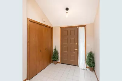 18511 Maple Leaf Drive, Eden Prairie, MN 55346 - Photo 9