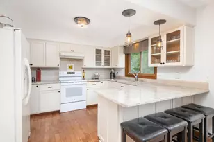 18511 Maple Leaf Dr, Eden Prairie, MN 55346 - Photo 15