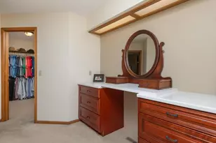 18511 Maple Leaf Dr, Eden Prairie, MN 55346 - Photo 41