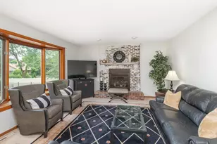 18511 Maple Leaf Dr, Eden Prairie, MN 55346 - Photo 33