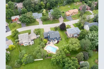 18511 Maple Leaf Drive, Eden Prairie, MN 55346 - Photo 57