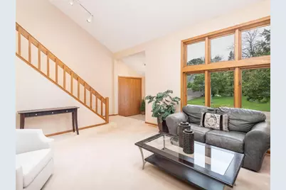 18511 Maple Leaf Drive, Eden Prairie, MN 55346 - Photo 7