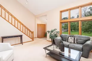 18511 Maple Leaf Dr, Eden Prairie, MN 55346 - Photo 7