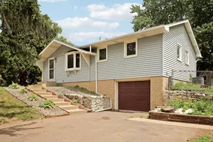 33 Greenway Ave N, Oakdale, MN 55128 - Photo 21