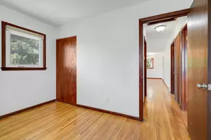 33 Greenway Ave N, Oakdale, MN 55128 - Photo 13