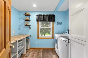 9882 Purgatory Rd, Eden Prairie, MN 55347 - Photo 9