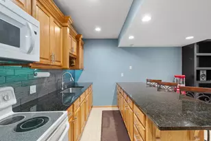 9882 Purgatory Rd, Eden Prairie, MN 55347 - Photo 19