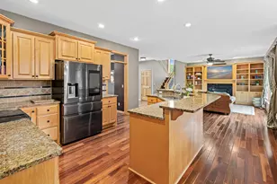 5606 Alexandra Dr, Minnetrista, MN 55364 - Photo 11