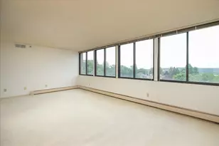 600 4th St SW, Rochester, MN 55902 - Photo 3