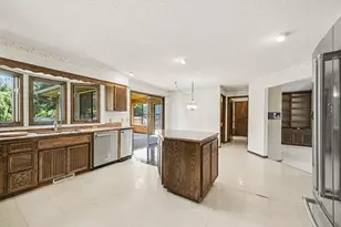 7419 Hyde Park Dr, Edina, MN 55439 - Photo 13