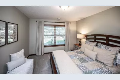 8619 Lake Riley Drive, Chanhassen, MN 55317 - Photo 25