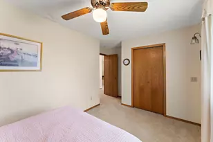 5241 Vera Cruz Ave N, Crystal, MN 55429 - Photo 13