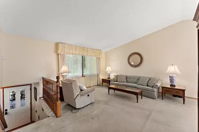 5241 Vera Cruz Avenue N, Crystal, MN 55429 - Photo 3