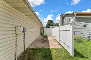 5241 Vera Cruz Ave N, Crystal, MN 55429 - Photo 25