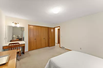 5241 Vera Cruz Avenue N, Crystal, MN 55429 - Photo 15