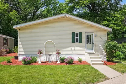 5021 Wellington Avenue, Mounds View, MN 55112 - Photo 1