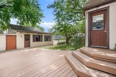 1111 5th Avenue NW, Austin, MN 55912 - Photo 9