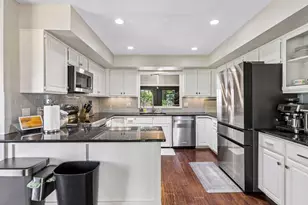 14315 Wedgeway Ct, Eden Prairie, MN 55346 - Photo 5