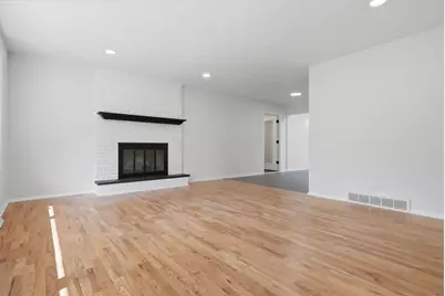 2618 Southlawn Drive, Maplewood, MN 55109 - Photo 3