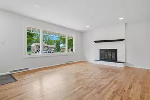 2618 Southlawn Dr, Maplewood, MN 55109 - Photo 5