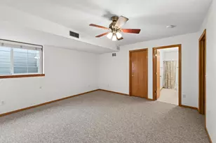 442 Meadowood Ln, Burnsville, MN 55337 - Photo 31