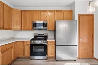 442 Meadowood Lane, Burnsville, MN 55337 - Photo 7