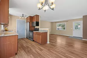 16860 Foliage Ave W, Rosemount, MN 55068 - Photo 5