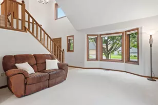 4085 Deerwood Trail, Eagan, MN 55122 - Photo 7