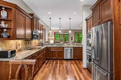 9385 Libby Lane, Eden Prairie, MN 55347 - Photo 11