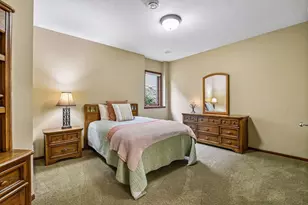 9385 Libby Ln, Eden Prairie, MN 55347 - Photo 25