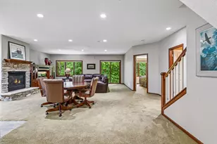 9385 Libby Ln, Eden Prairie, MN 55347 - Photo 21