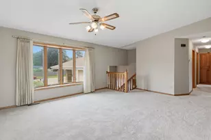 2073 Lydia Ave E, Maplewood, MN 55109 - Photo 3