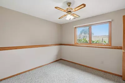 2073 Lydia Avenue E, Maplewood, MN 55109 - Photo 23