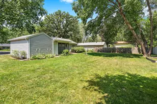 3120 Major Ave N, Golden Valley, MN 55422 - Photo 25