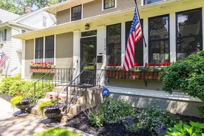 2129 Carroll Avenue, Saint Paul, MN 55104 - Photo 3