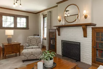 2129 Carroll Avenue, Saint Paul, MN 55104 - Photo 9