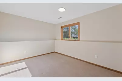 1193 Shawmut Street S, Shakopee, MN 55379 - Photo 17
