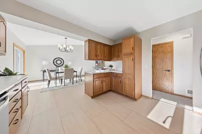 1193 Shawmut Street S, Shakopee, MN 55379 - Photo 7
