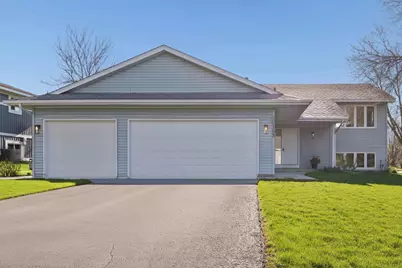 1193 Shawmut Street S, Shakopee, MN 55379 - Photo 3