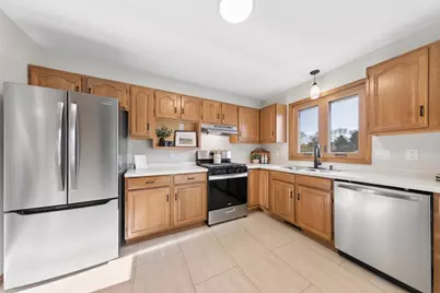 1193 Shawmut Street S, Shakopee, MN 55379 - Photo 7