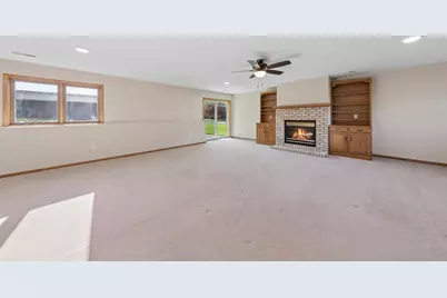 1193 Shawmut Street S, Shakopee, MN 55379 - Photo 15