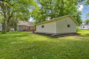 720 8th Ave NW, Faribault, MN 55021 - Photo 9