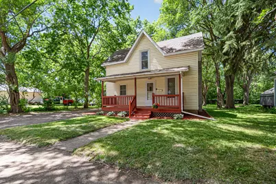 720 8th Avenue NW, Faribault, MN 55021 - Photo 3