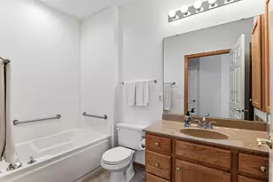 17809 38th Ave N, Plymouth, MN 55446 - Photo 25