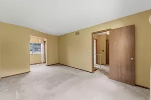 943 Sylvia Ln, Shoreview, MN 55126 - Photo 13