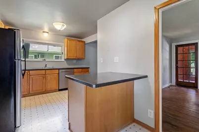 15240 9th Avenue N, Plymouth, MN 55447 - Photo 5