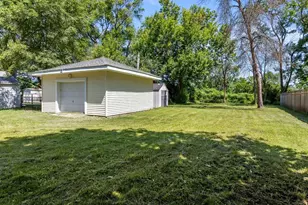 15240 9th Ave N, Plymouth, MN 55447 - Photo 17