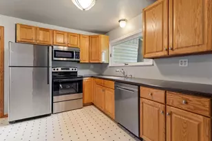 15240 9th Ave N, Plymouth, MN 55447 - Photo 3