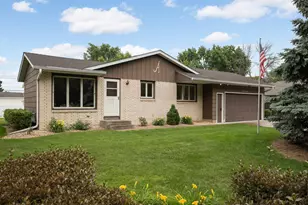 1119 Park Ln, Hastings, MN 55033 - Photo 1